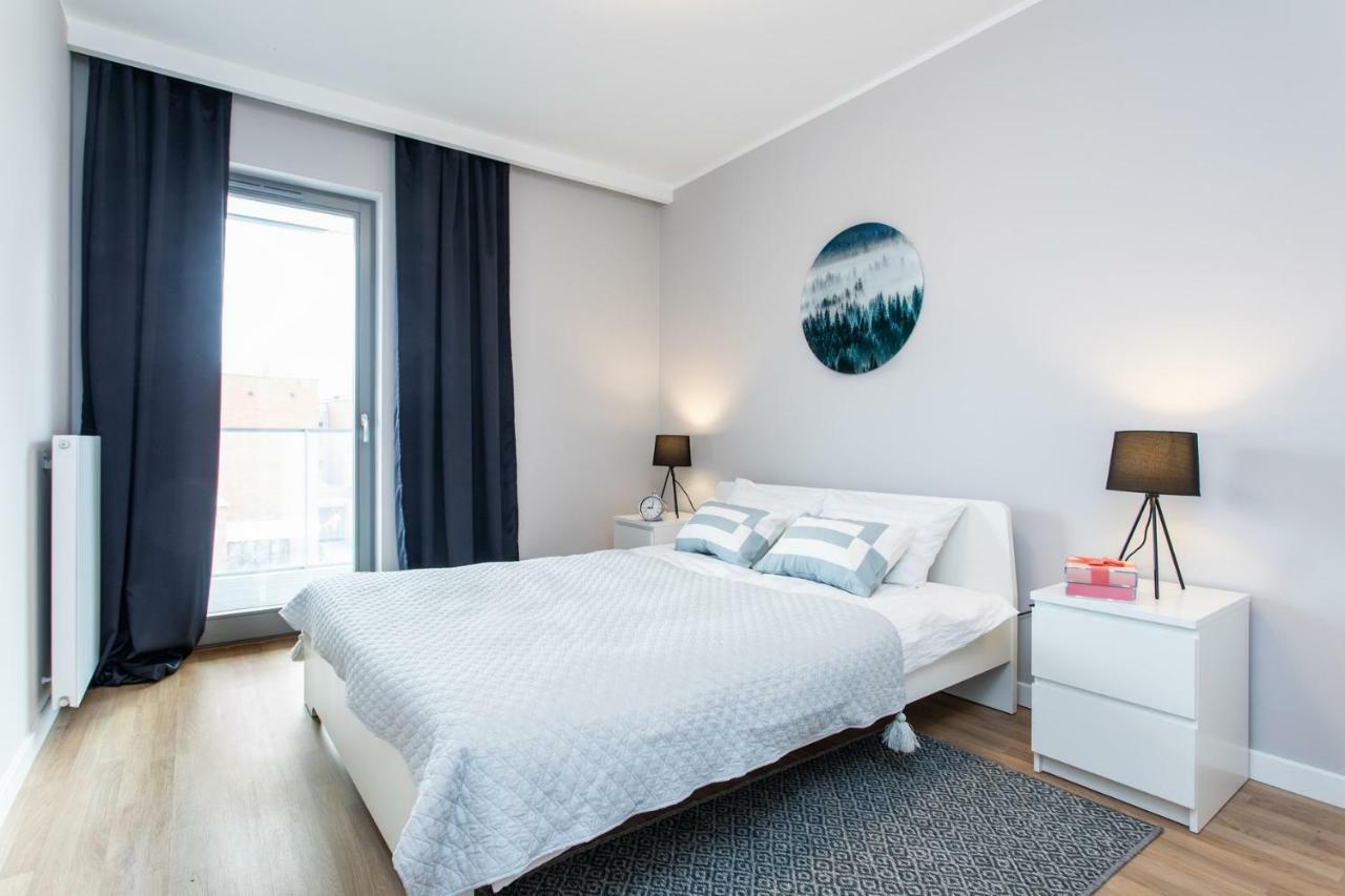 Seaside Beach Przy Plazy - Parking - Praia Apartments - Ergo Polsat Plus Arena 格但斯克 外观 照片