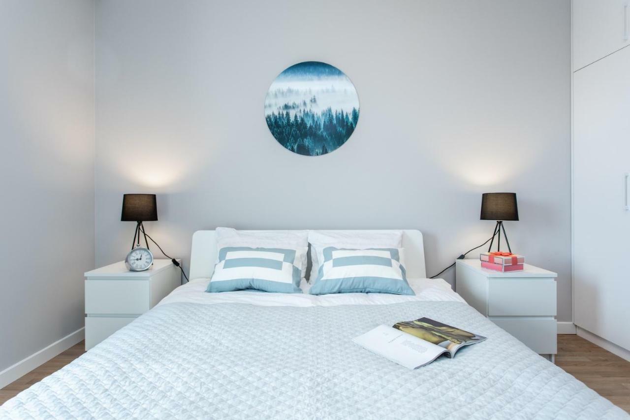 Seaside Beach Przy Plazy - Parking - Praia Apartments - Ergo Polsat Plus Arena 格但斯克 外观 照片